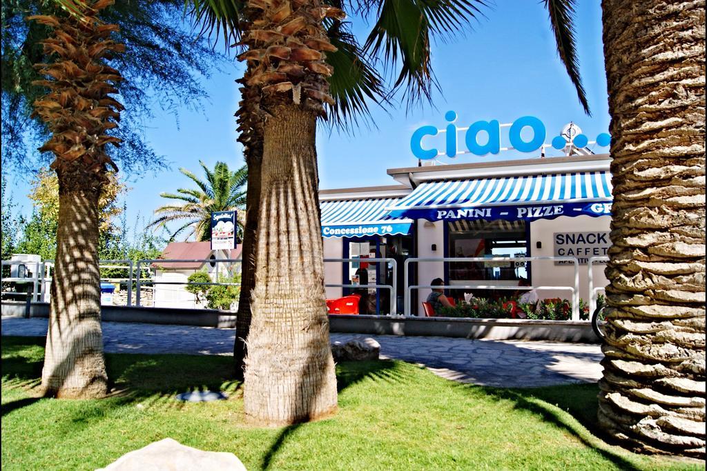 Hotel Blumen San Benedetto del Tronto Bagian luar foto