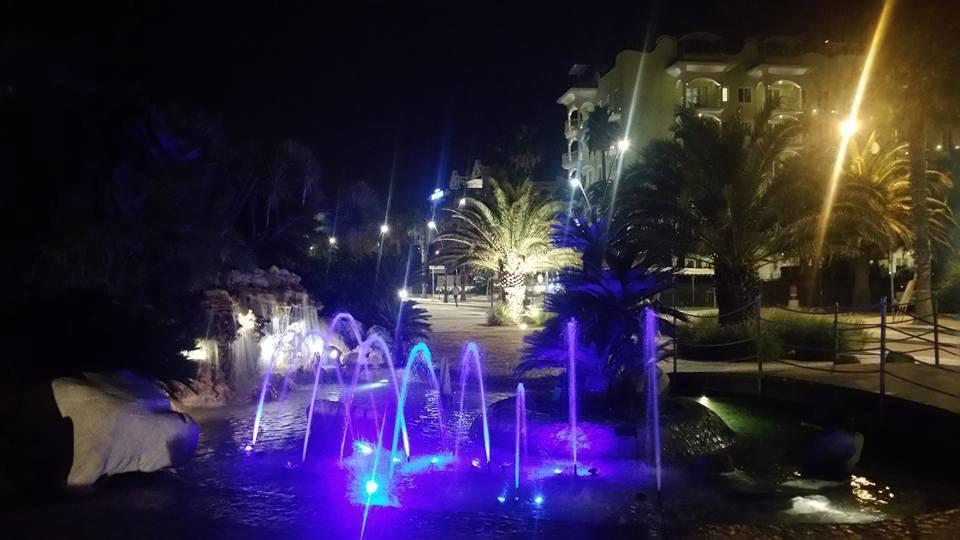 Hotel Blumen San Benedetto del Tronto Bagian luar foto